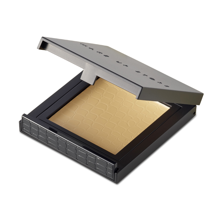 Тональная основа компактная Studio Foundation(новый дизайн) тон 193 Beige Тональная основа компактная Studio Foundation(новый дизайн) тон 193 BeigeТональное средство<br>Компактная тональная основа .Формула с высокой плотностью пигмента для безупречного покрытия. Обеспечивает максимальное маскирующее действие, естественную матовость кожи и длительный результат в макияже.<br>Цвет: Beige;