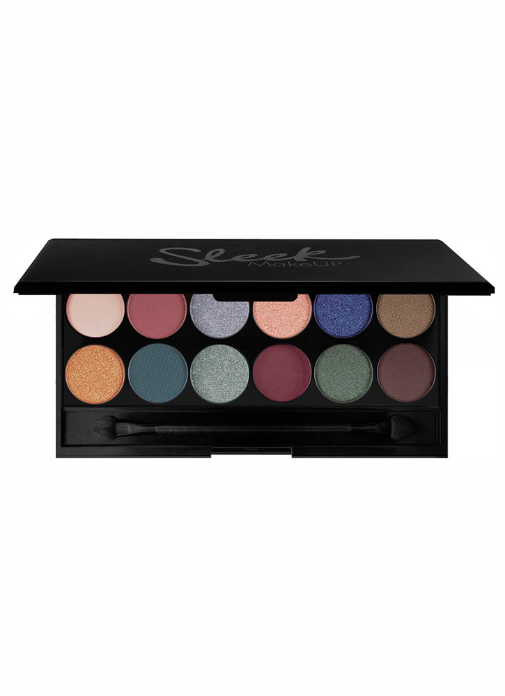 Палетка теней для век Eyeshadow Palette I-Divine тон 098 Enchanted Forest Палетка теней для век Eyeshadow Palette I-Divine тон 098 Enchanted ForestПалетка теней<br>Палетка теней Eyeshadow Palette I-Divine является поистине легендарным продуктом фирмы Sleek Make Up. В мире ежедневно продается около 1,300 штук. В каждой палетке вы найдете 12 высокопигментированных, стойких оттенков теней. В палетке объединены тени с пудровой и кремовой текстурой для создания неповторимого макияж глаз.<br>Цвет: Enchanted Forest;