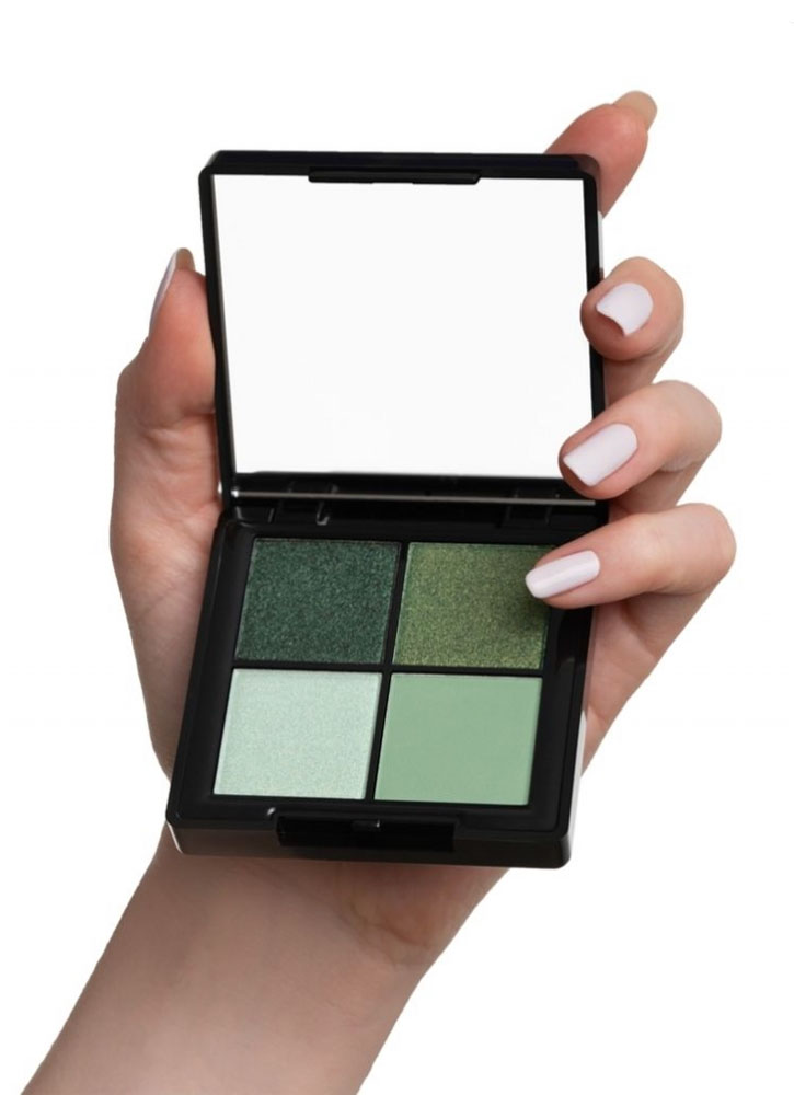 Палетка теней MAKE UP FACTORY Artist Studio Quad  52 Зеленый секрет